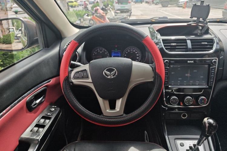 Used HYOSOW H2 2015 1.5L AMT Luxury Version BJ415C Steering Wheel