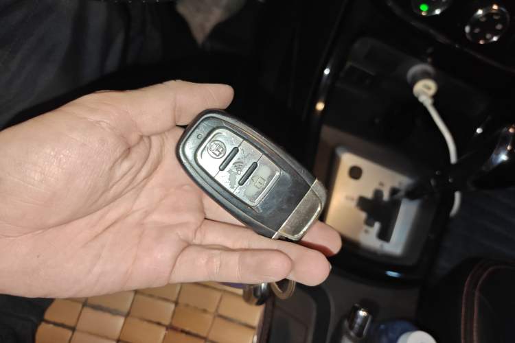 Used HYOSOW H2 2015 1.5L AMT Comfort Version BJ415C Vehicle Key