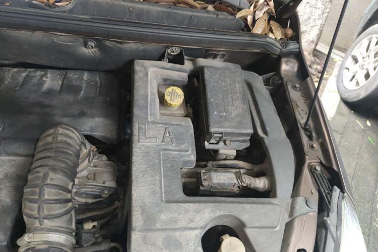 Used HYOSOW H2 2015 1.5L AMT Luxury Version BJ415C Engine Bay Left