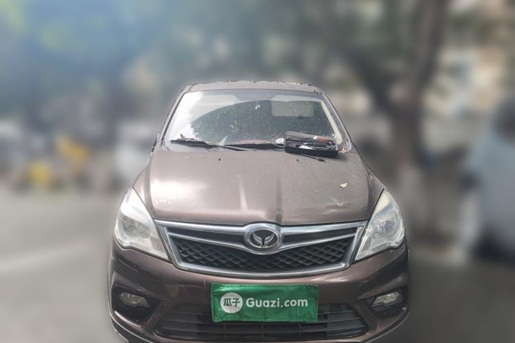 Used HYOSOW H2 2015 1.5L AMT Luxury Version BJ415C Front