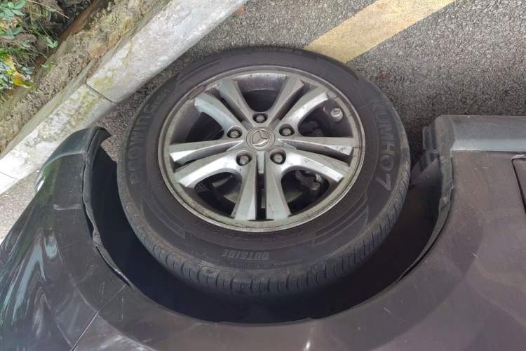 Used HYOSOW H2 2015 1.5L Manual Comfort Version BJ415C Right Front Wheel Hub
