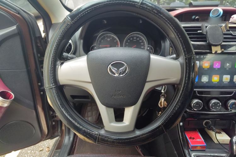 Used HYOSOW H2 2015 1.5L Manual Comfort Version BJ415C Steering Wheel