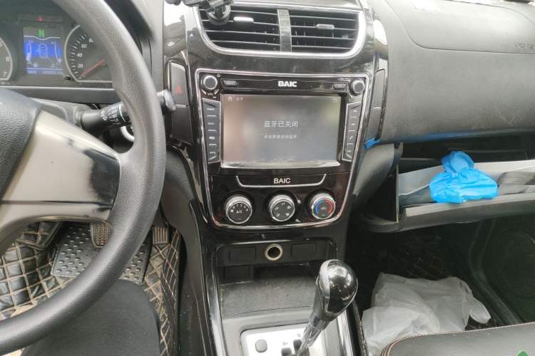Used HYOSOW H2 2015 1.5L AMT Luxury Version BJ415C Audio And AC Panel
