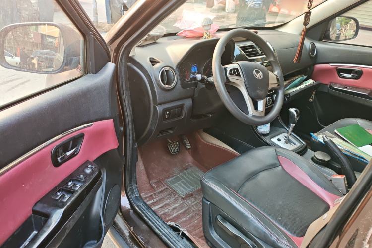 Used HYOSOW H2 2015 1.5L AMT Luxury Version BJ415C Driver Seat