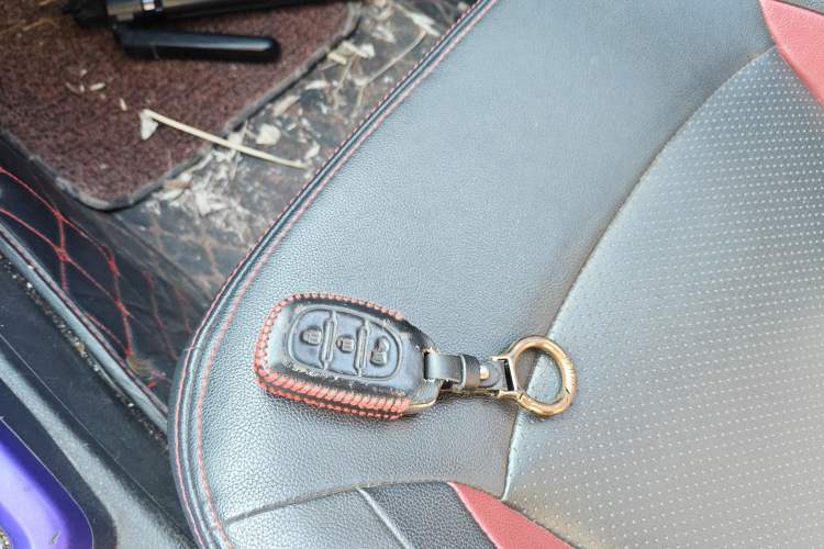 Used HYOSOW H2 2015 1.5L Manual Luxury Version BJ415C Vehicle Key