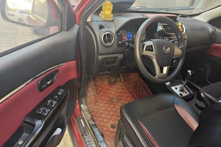 Used HYOSOW H2 2015 1.5L AMT Luxury Version BJ415C Driver Seat