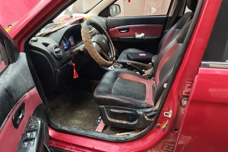 Used HYOSOW H2 2015 1.5L AMT Comfort Version BJ415C Driver Seat