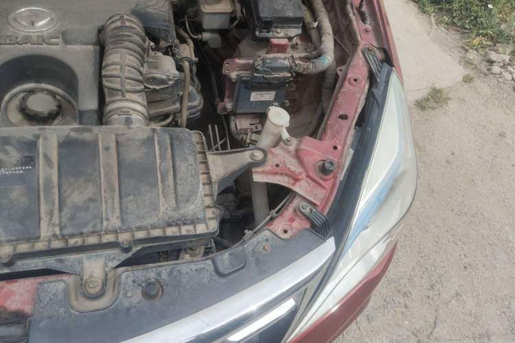 Used HYOSOW H2 2015 1.5L AMT Luxury Version BJ415C Engine Bay Left