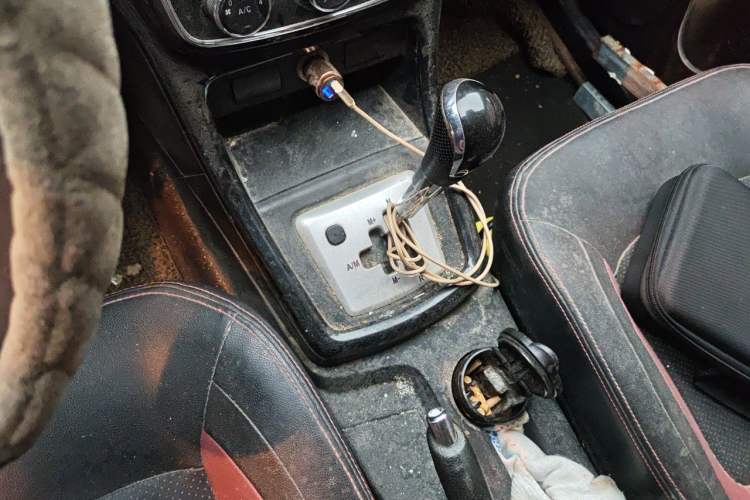 Used HYOSOW H2 2015 1.5L AMT Comfort Version BJ415C Gear Lever