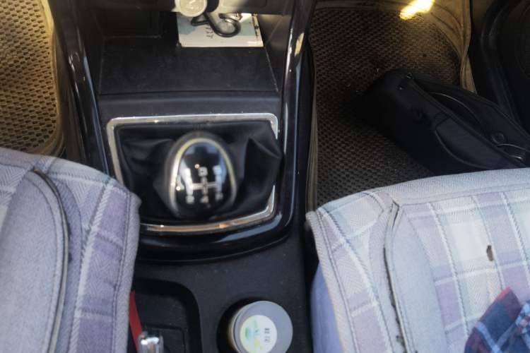Used HYOSOW H2 2015 1.5L Manual Comfort Version BJ415C Gear Lever