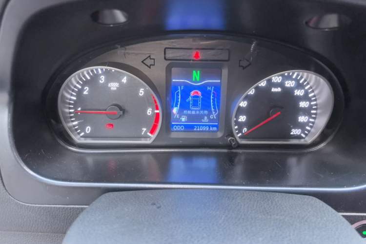 Used HYOSOW H2 2015 1.5L AMT Prestige Version BJ415C Instrument Cluster