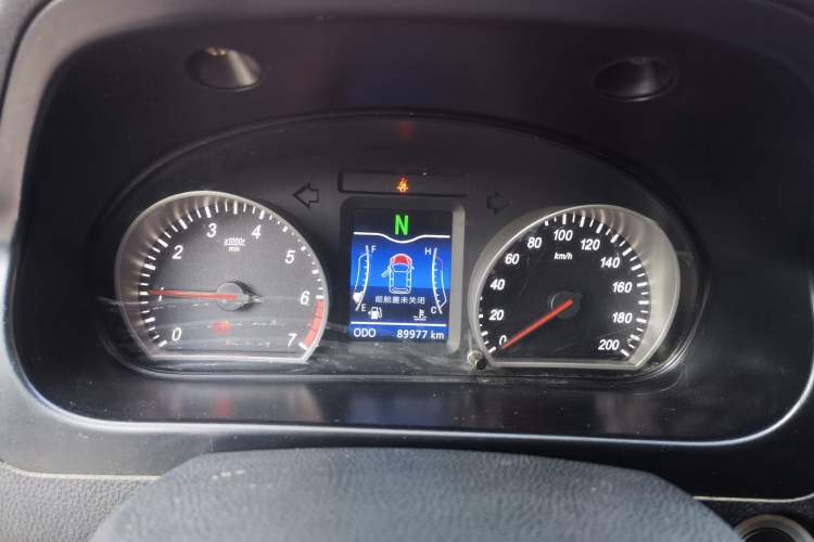 Used HYOSOW H2 2015 1.5L AMT Prestige Version BJ415C Instrument Cluster