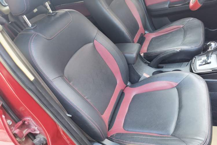 Used HYOSOW H2 2015 1.5L AMT Prestige Version BJ415C Right Front Seat