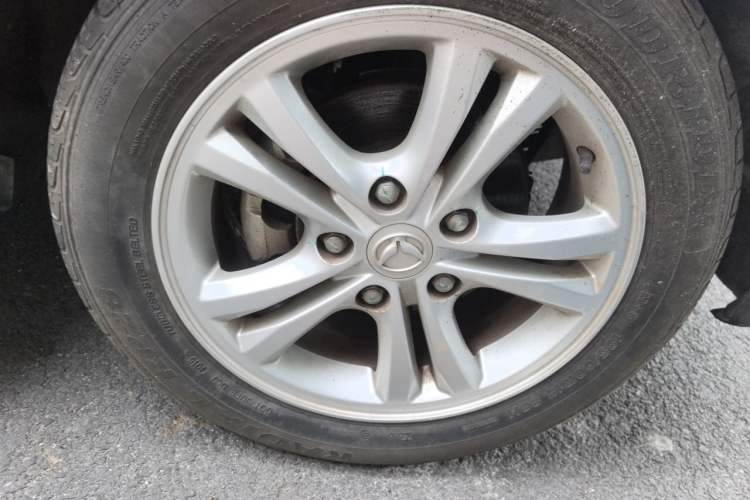 Used HYOSOW H2 2015 1.5L AMT Prestige Version BJ415C Right Front Wheel Hub