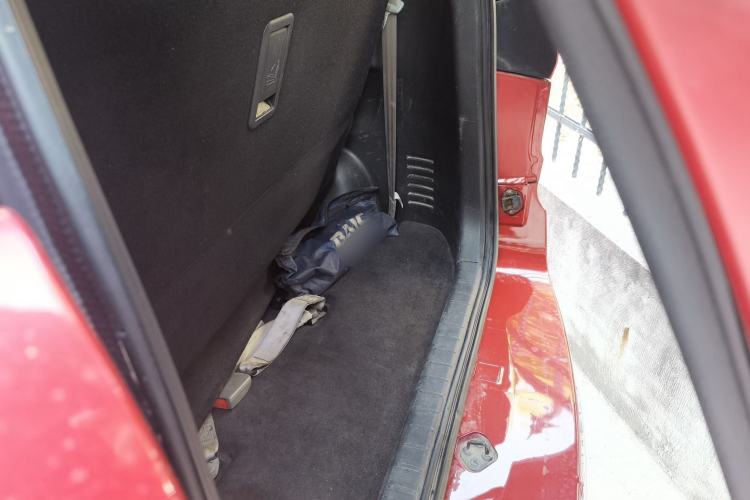 Used HYOSOW H2 2015 1.5L AMT Prestige Version BJ415C Trunk