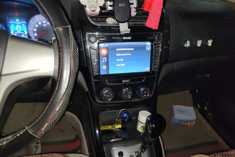 Used HYOSOW H2 2015 1.5L AMT Luxury Version BJ415C Audio And AC Panel