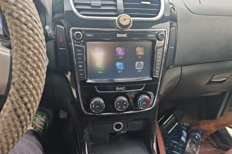 Used HYOSOW H2 2015 1.5L Manual Luxury Version BJ415C Audio And AC Panel