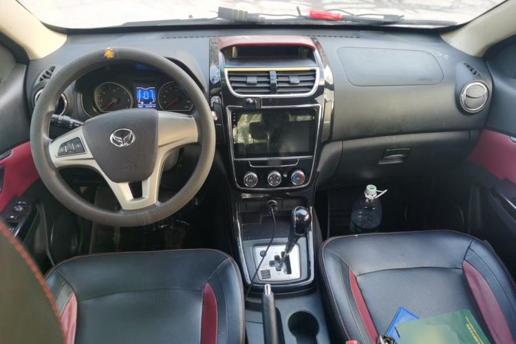 Used HYOSOW H2 2015 1.5L AMT Luxury Version BJ415C Center Console