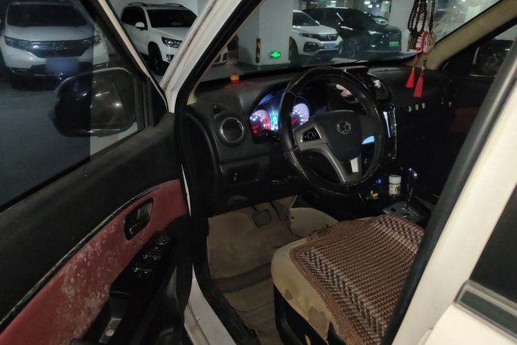 Used HYOSOW H2 2015 1.5L AMT Luxury Version BJ415C Driver Seat