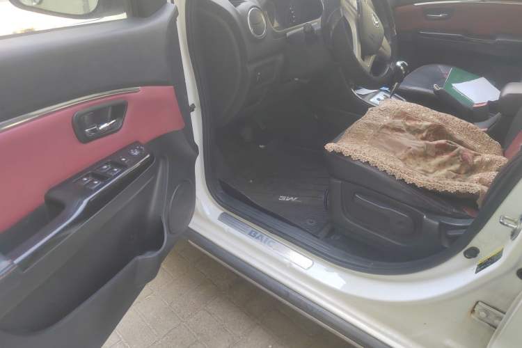Used HYOSOW H2 2015 1.5L AMT Prestige Version BJ415C Driver Seat