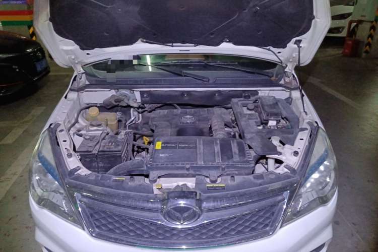 Used HYOSOW H2 2015 1.5L AMT Comfort Version BJ415C Engine Bay