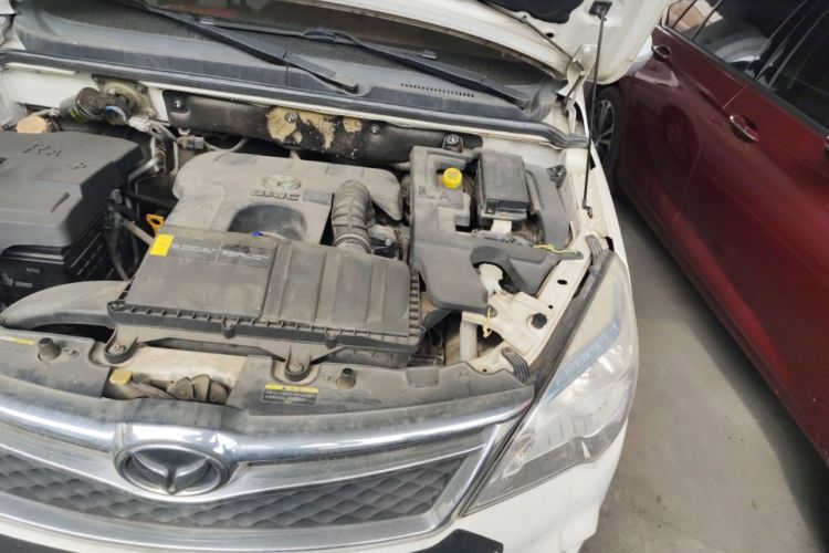 Used HYOSOW H2 2015 1.5L AMT Prestige Version BJ415C Engine Bay Left