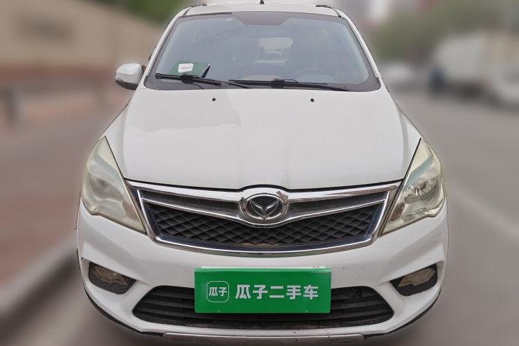 Used HYOSOW H2 2015 1.5L AMT Luxury Version BJ415C Front