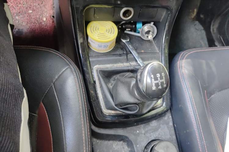Used HYOSOW H2 2015 1.5L Manual Luxury Version BJ415C Gear Lever