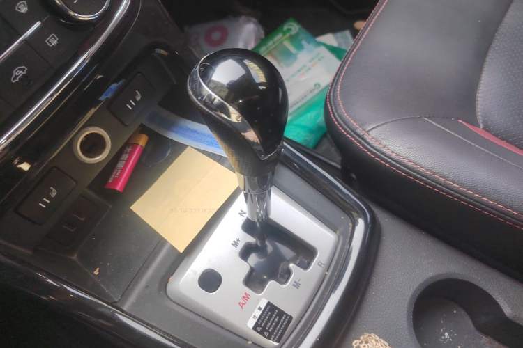 Used HYOSOW H2 2015 1.5L AMT Prestige Version BJ415C Gear Lever