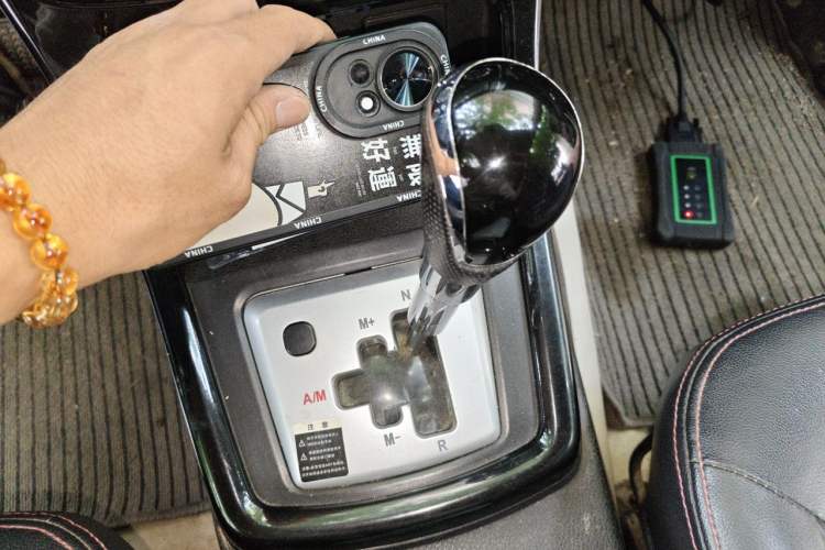 Used HYOSOW H2 2015 1.5L AMT Luxury Version BJ415C Gear Lever