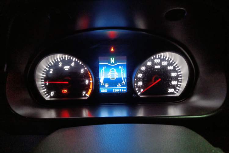 Used HYOSOW H2 2015 1.5L AMT Comfort Version BJ415C Instrument Cluster