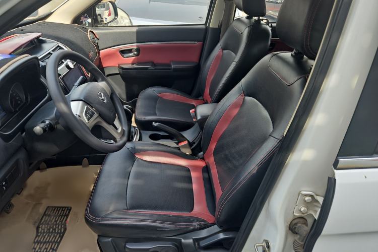 Used HYOSOW H2 2015 1.5L Manual Luxury Version BJ415C Interior 1