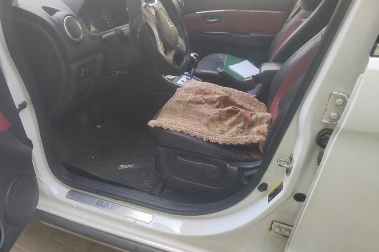 Used HYOSOW H2 2015 1.5L AMT Prestige Version BJ415C Left Front Seat