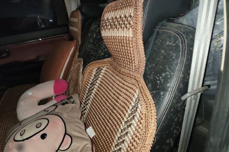 Used HYOSOW H2 2015 1.5L AMT Luxury Version BJ415C Left Rear Seat