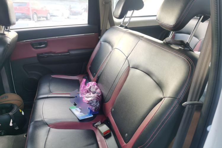Used HYOSOW H2 2015 1.5L AMT Luxury Version BJ415C Left Rear Seat