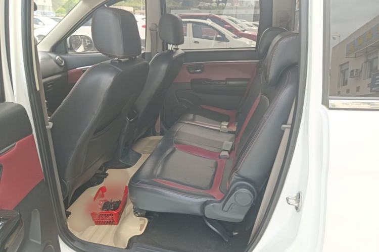 Used HYOSOW H2 2015 1.5L AMT Luxury Version BJ415C Left Rear Seat