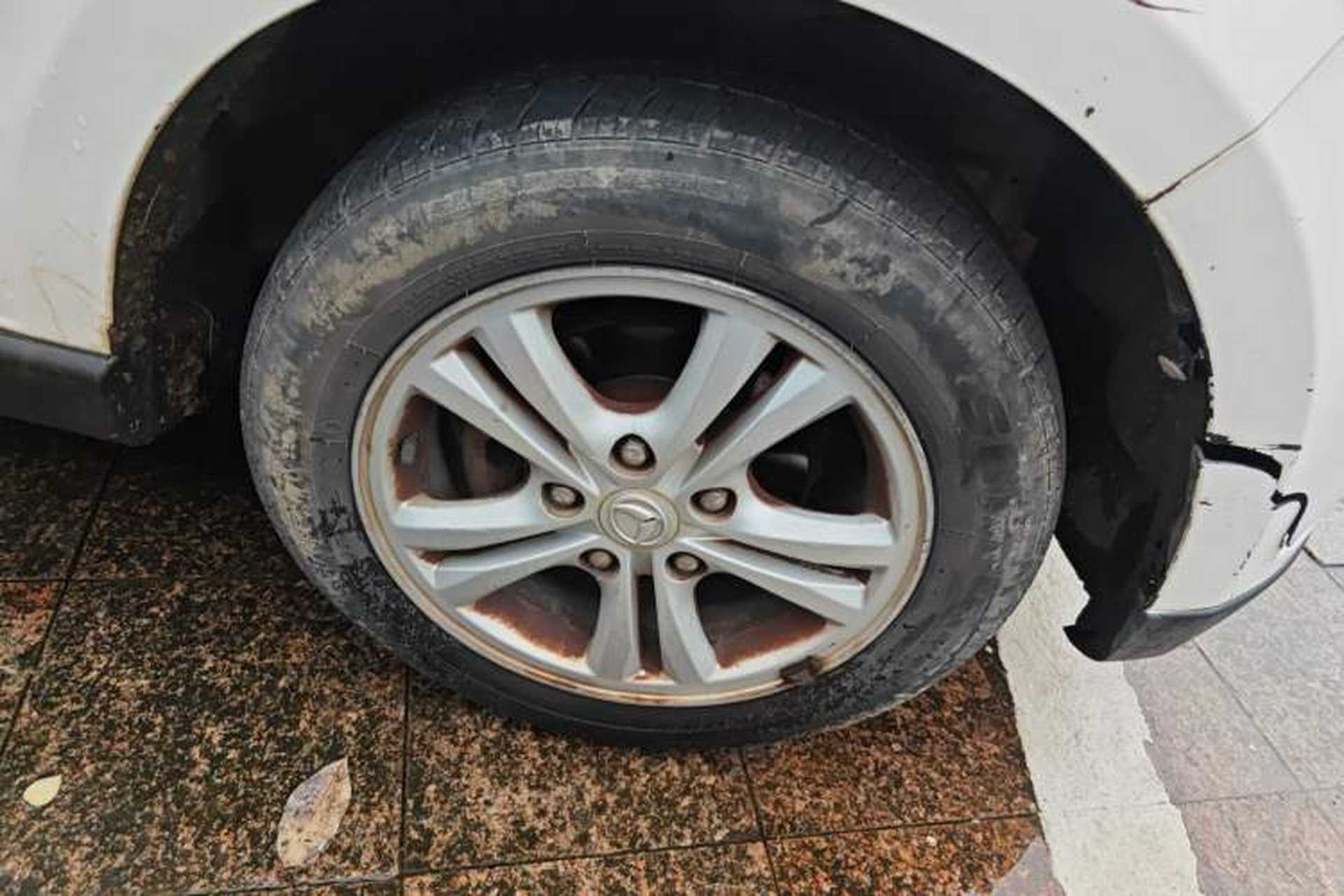 Used HYOSOW H2 2015 1.5L Manual Luxury Version BJ415C Right Front Wheel Hub