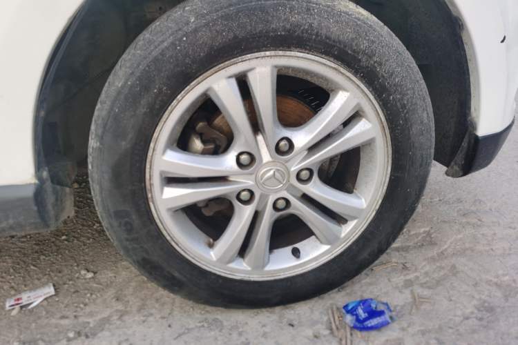 Used HYOSOW H2 2015 1.5L AMT Luxury Version BJ415C Right Front Wheel Hub