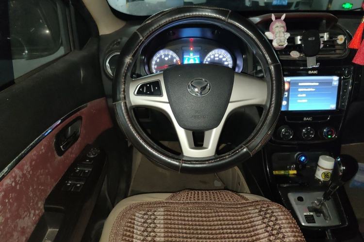 Used HYOSOW H2 2015 1.5L AMT Luxury Version BJ415C Steering Wheel