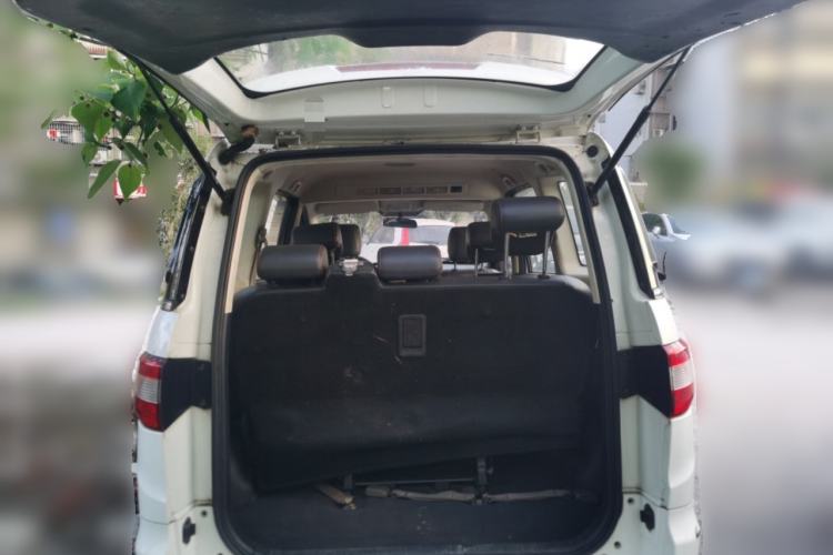 Used HYOSOW H2 2015 1.5L AMT Luxury Version BJ415C Trunk