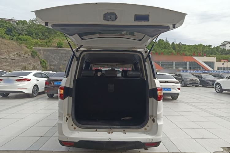 Used HYOSOW H2 2015 1.5L AMT Luxury Version BJ415C Trunk