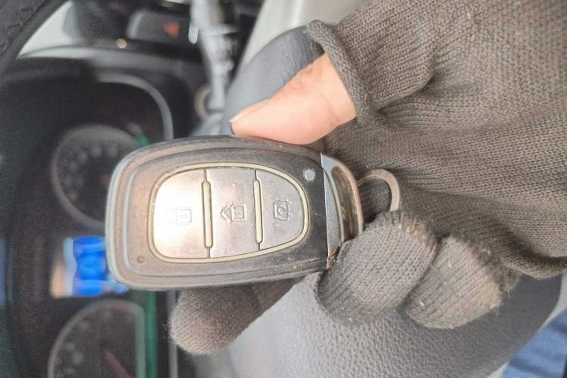 Used HYOSOW H2 2015 1.5L AMT Prestige Version BJ415C Vehicle Key