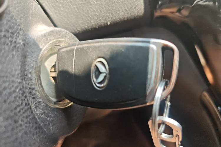 Used HYOSOW H2 2015 1.5L Manual Comfort Version BJ415C Vehicle Key