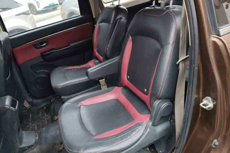 Used HYOSOW H2 2015 1.5L AMT Prestige Version BJ415C Left Rear Seat
