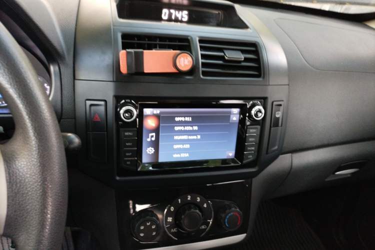 Used HYOSOW H2 2016 H2E 1.5L Elite Model BJ415B Audio And AC Panel