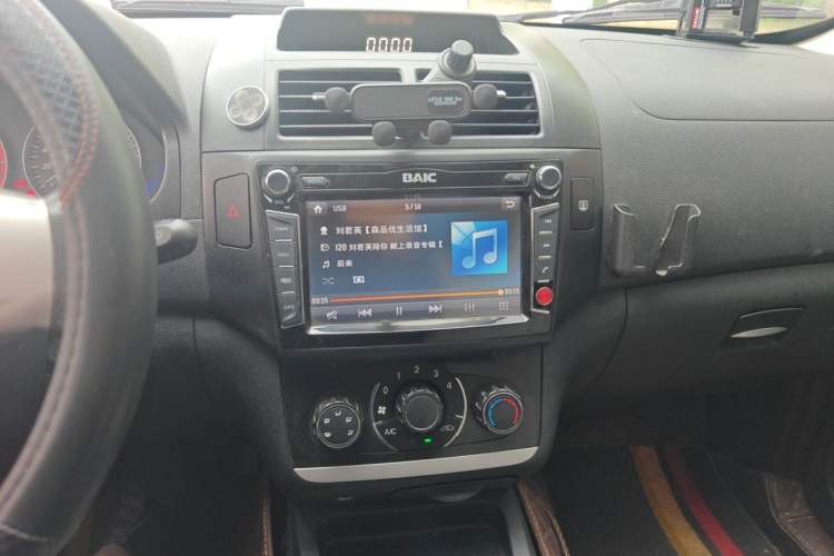 Used HYOSOW H2 2016 H2E 1.5L Elite Model BJ415B Audio And AC Panel