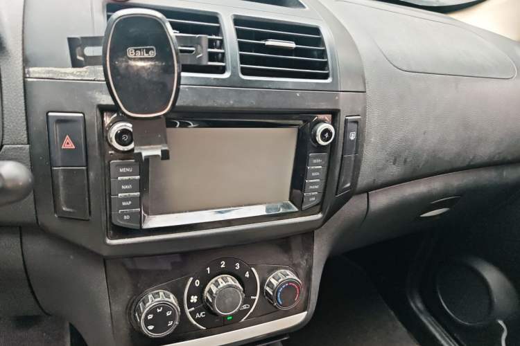 Used HYOSOW H2 2016 H2E 1.5L Elite Model BJ415B Audio And AC Panel