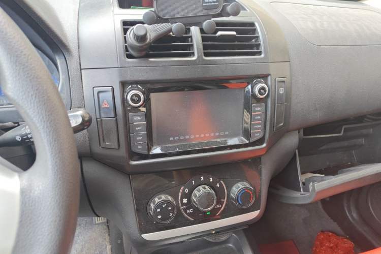 Used HYOSOW H2 2016 H2E 1.5L Elite Model BJ415B Audio And AC Panel