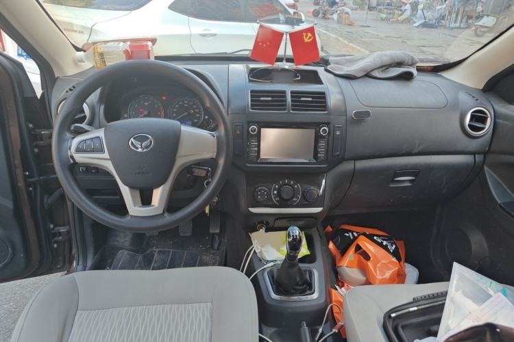Used HYOSOW H2 2016 H2E 1.5L Elite Model BJ415B Center Console