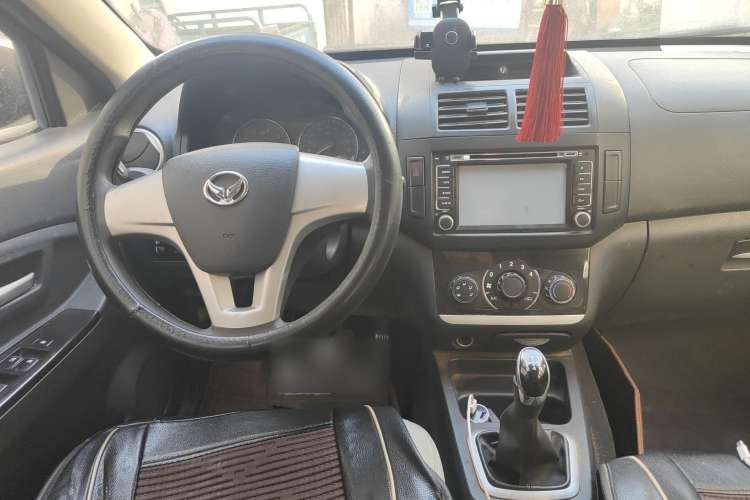 Used HYOSOW H2 2016 H2E 1.5L Classic Model BJ415A Center Console